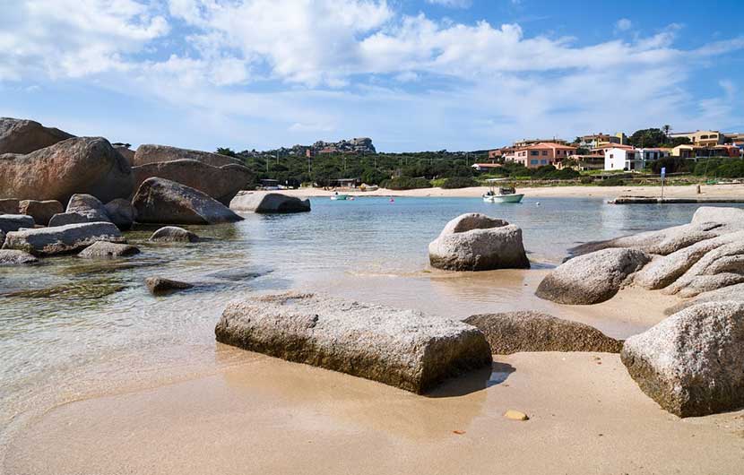 Vacanza e viaggio in Sardegna: soluzione completa